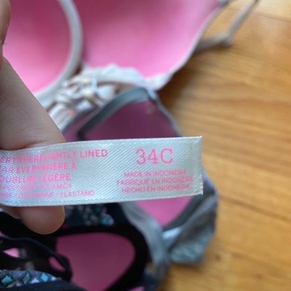PINK Victoria's Secret Bras. Buy one or more! - Picture 5 of 8